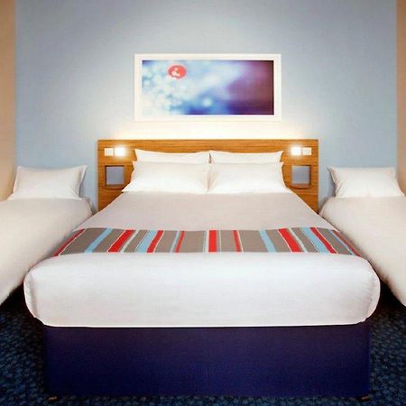 Travelodge Уиднис Екстериор снимка